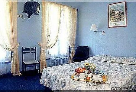 Du Maine Hotel 2*