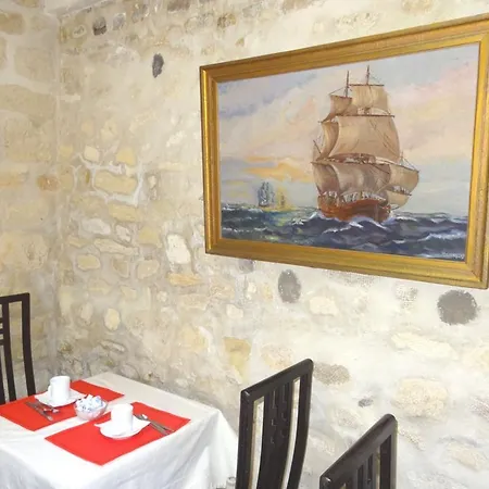 Du Maine 2*
